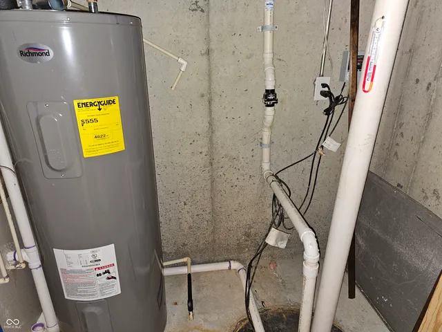 $370,000 | 1451 Red Dunes Run, Avon, IN 46123