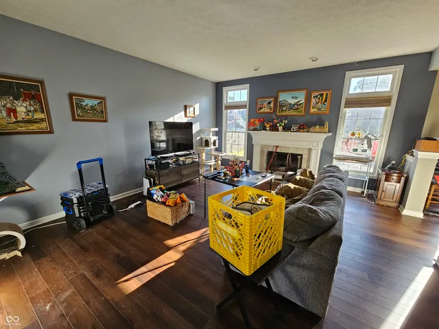 $370,000 | 1451 Red Dunes Run, Avon, IN 46123