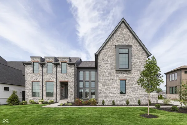 $2,890,000 | 3664 Cherwell Drive, Zionsville, IN 46077