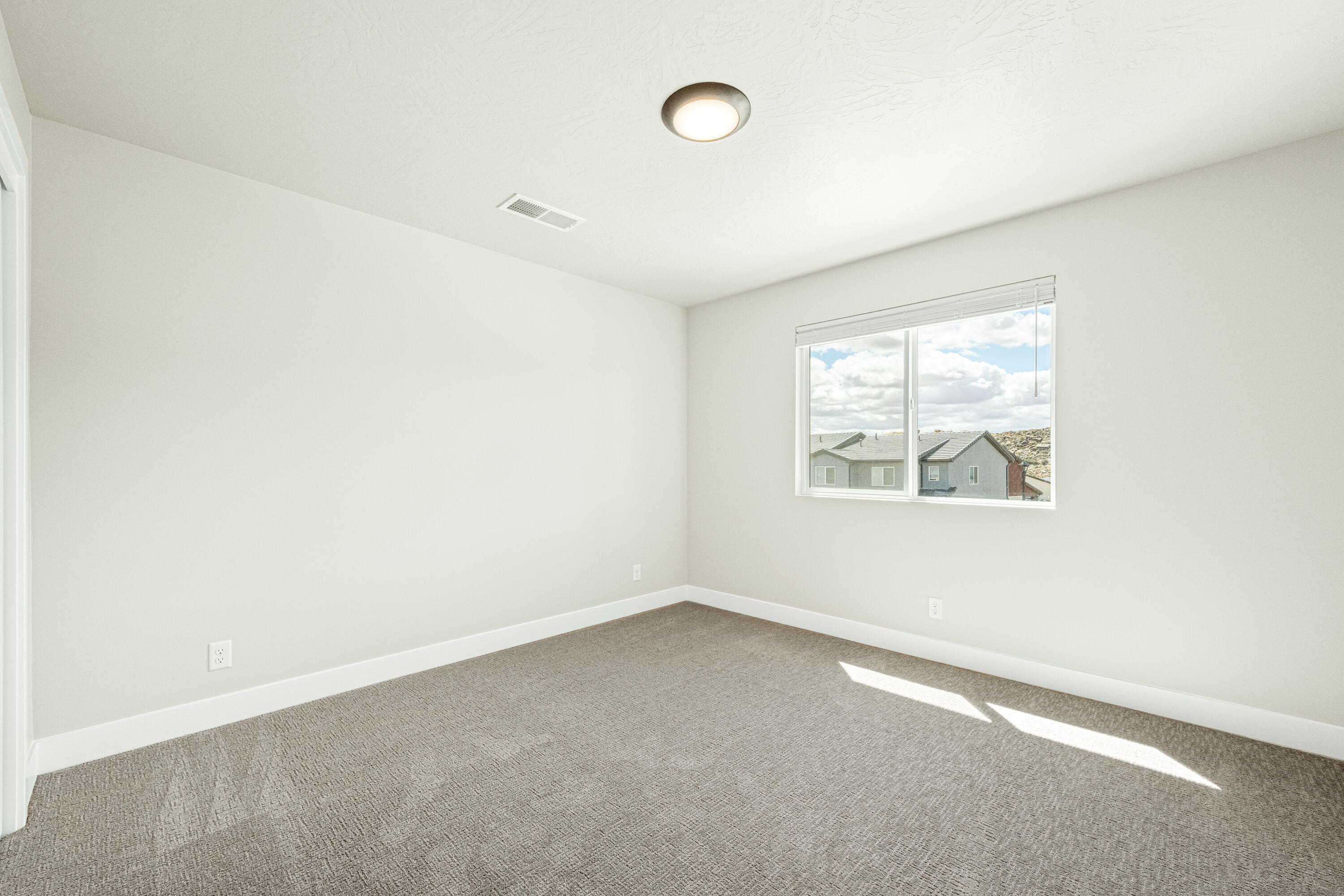 4018 East Fossil Way, Unit 85 Washington, UT 84780 - Photo 14 of 21 *Photo of similar unit*