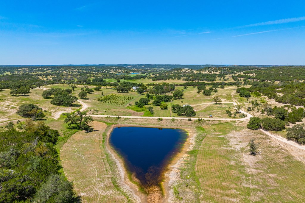 5081 Bandera Highway Center Point, TX 78010 - Photo 40 of 60 a view of an ocean