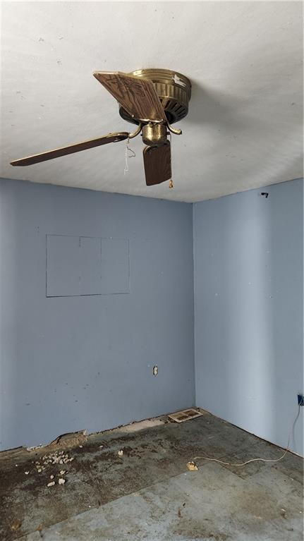 465 Stoneboro Lateral Road Stoneboro, PA 16153 - Photo 3 of 14