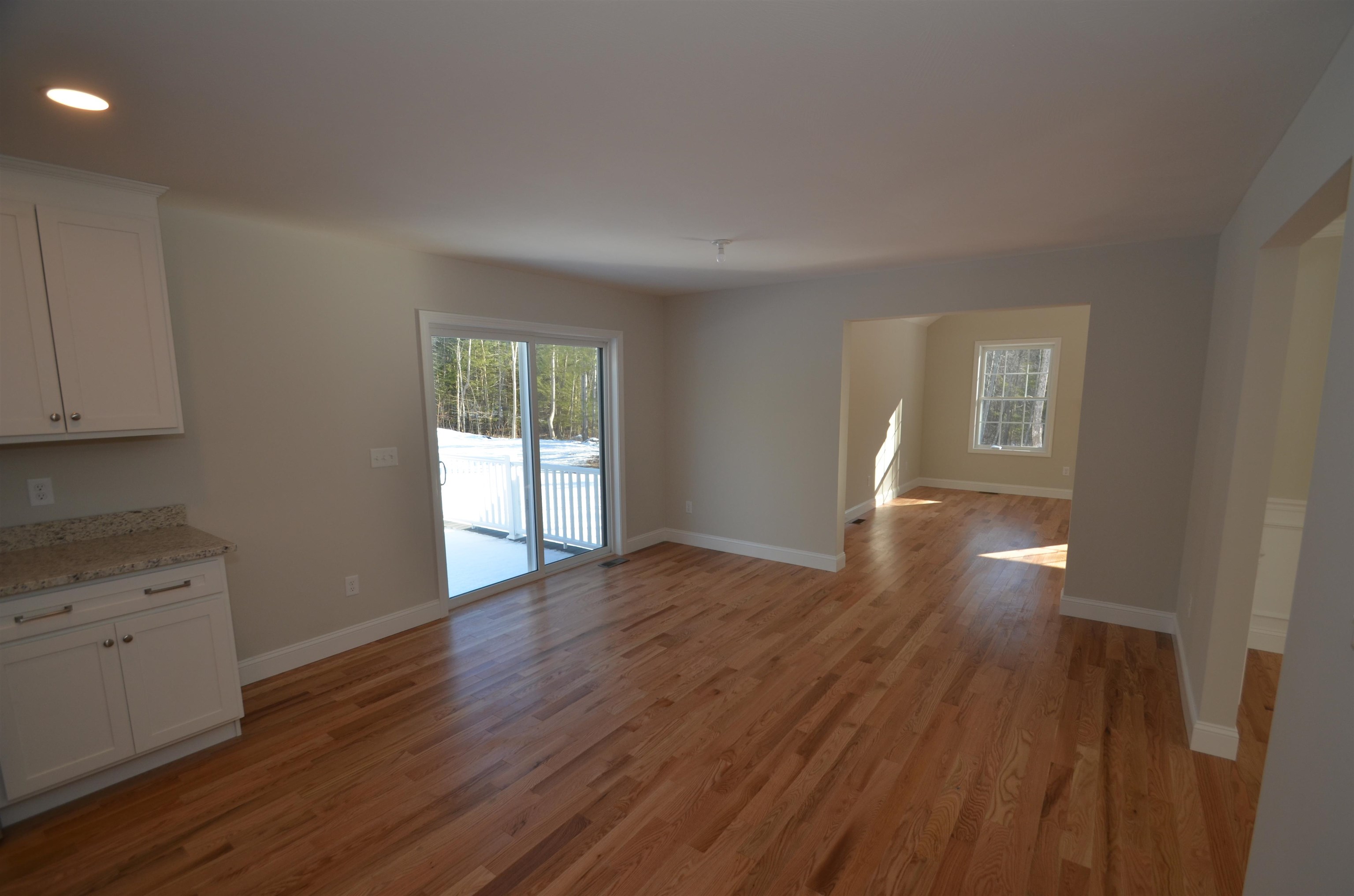 216 Shaker Road Concord, NH 03301 - Photo 6 of 27