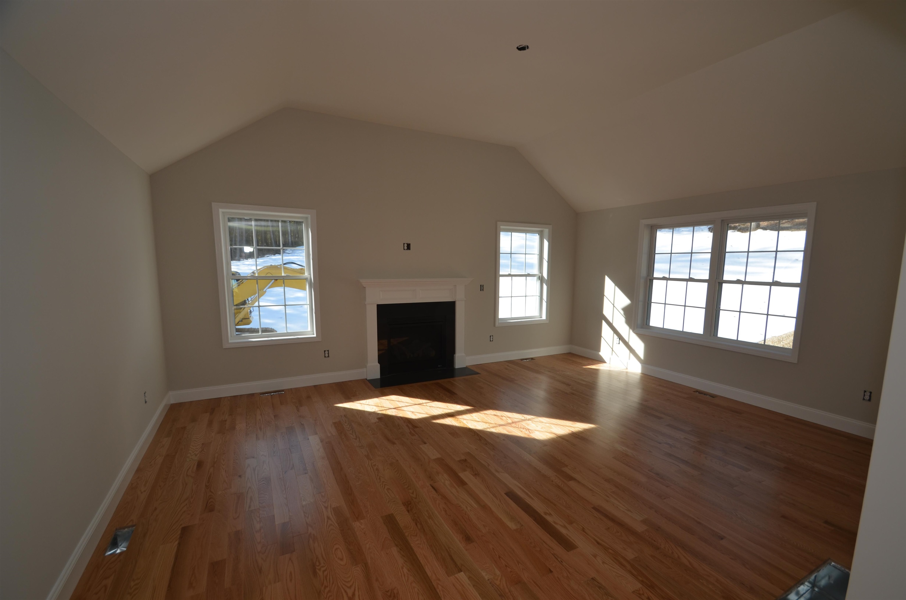 216 Shaker Road Concord, NH 03301 - Photo 9 of 27
