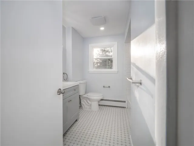 $549,900 | 2 Sandalwood Court, Coventry, RI 02816