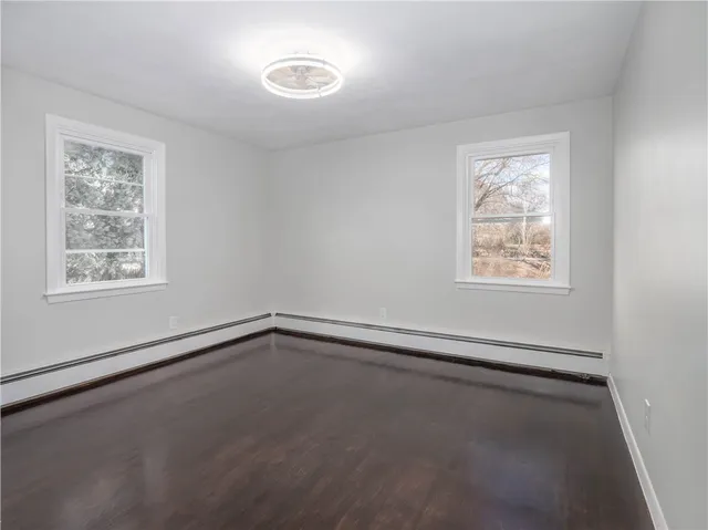 $549,900 | 2 Sandalwood Court, Coventry, RI 02816