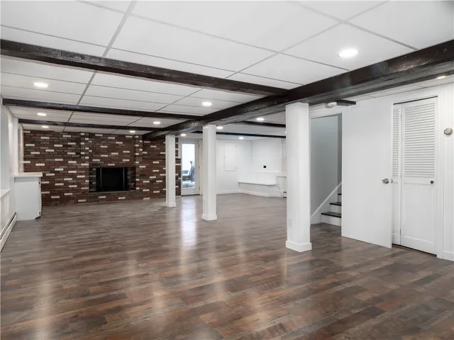 $549,900 | 2 Sandalwood Court, Coventry, RI 02816