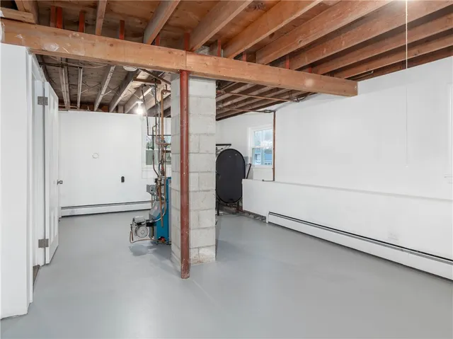 $549,900 | 2 Sandalwood Court, Coventry, RI 02816