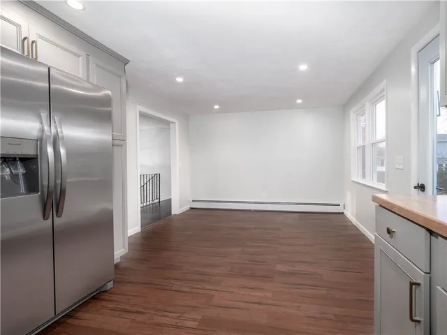 $549,900 | 2 Sandalwood Court, Coventry, RI 02816