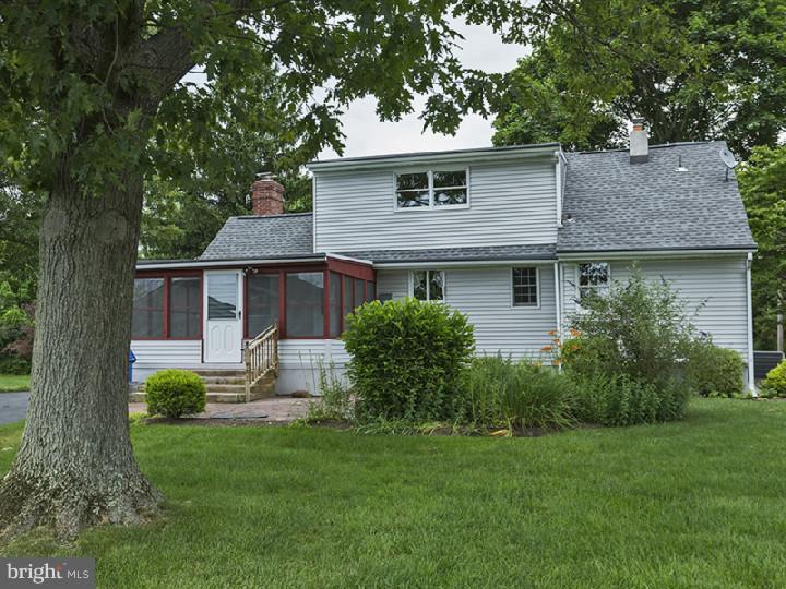 635 Scotch Road Pennington, NJ 08534 - Photo 23 of 25 Exterior Back