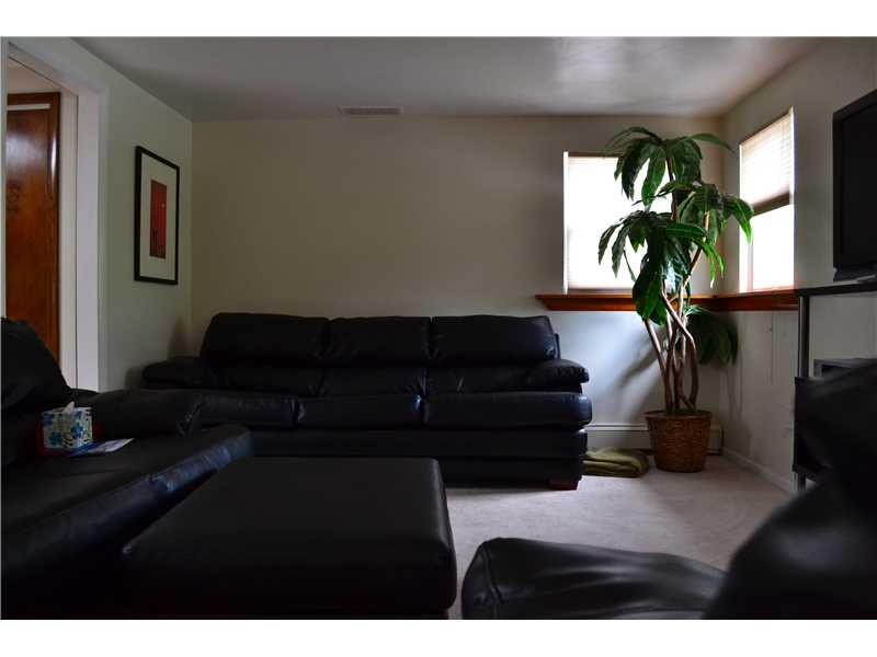 219 Mt Manor Road Manor, PA 15665 - Photo 3 of 17 1st Floor Plan. Relax in this comfy livingroom while watching your favoirte team.... would that be the " Stillers" just steps away to enjoy dinner or to the kitchen for refreshments, everything at your fingertips..