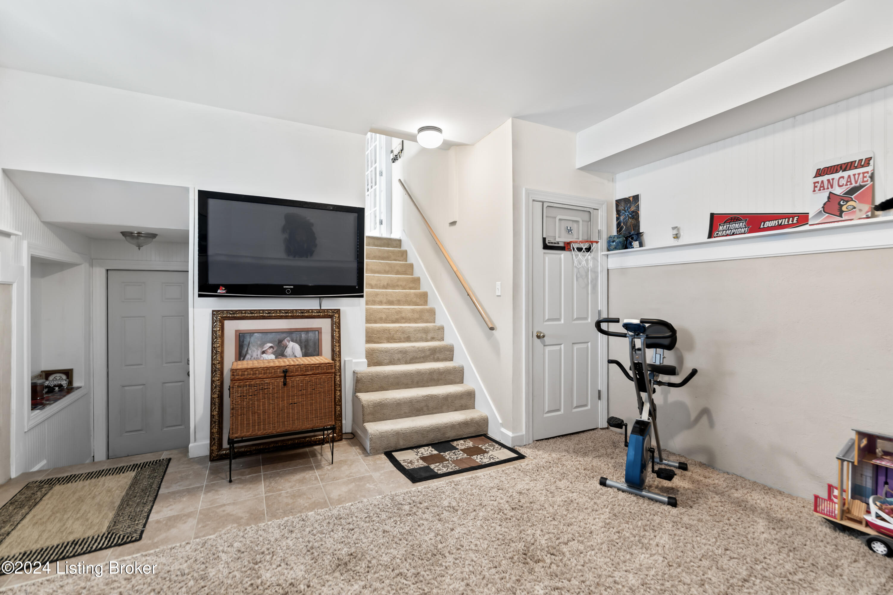 1602 Riverside Drive Prospect, KY 40059 - Photo 20 of 33 Family rm