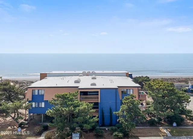 $459,900 | 275 West First Street, Unit 2I, Ocean Isle Beach, NC 28469