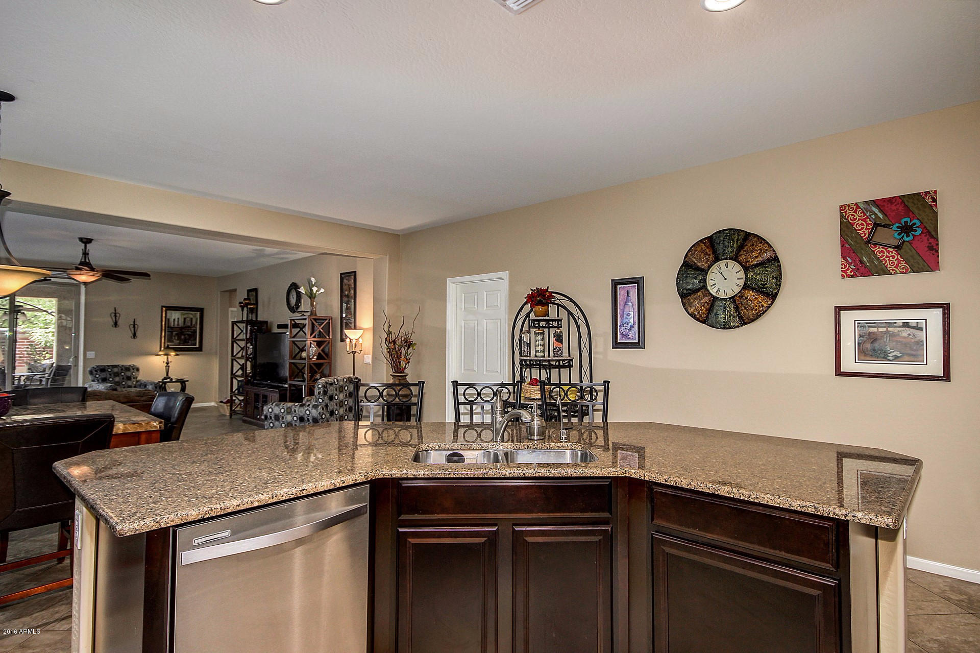 15217 West Wethersfield Road Surprise, AZ 85379 - Photo 8 of 48 Wethersfield (9)
