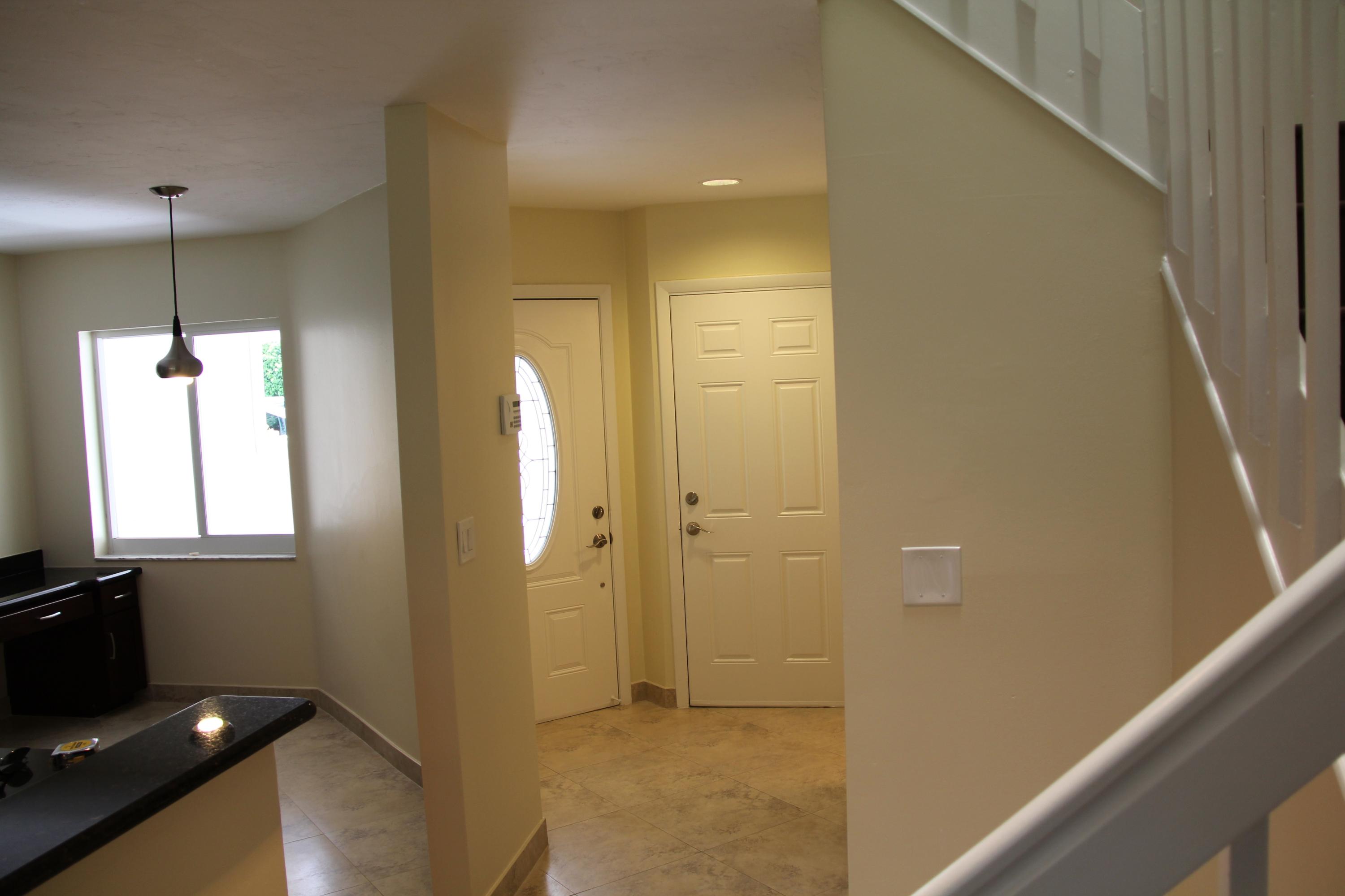6037 Old Court Road, Unit 904 Boca Raton, FL 33433 - Photo 7 of 22 IMG_4790-1
