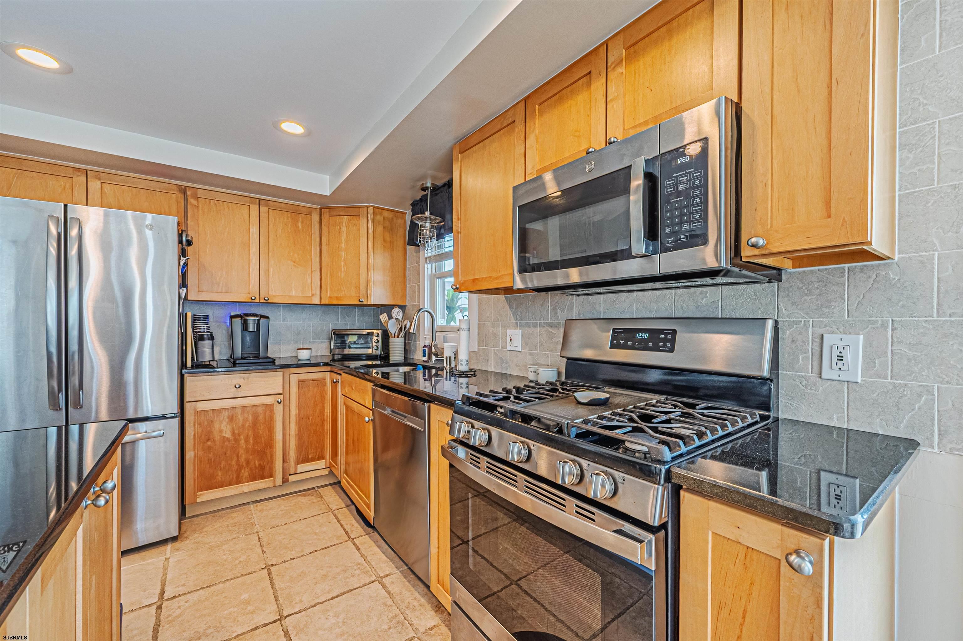 1323 Ouimet Road Brigantine, NJ 08203 - Photo 6 of 31