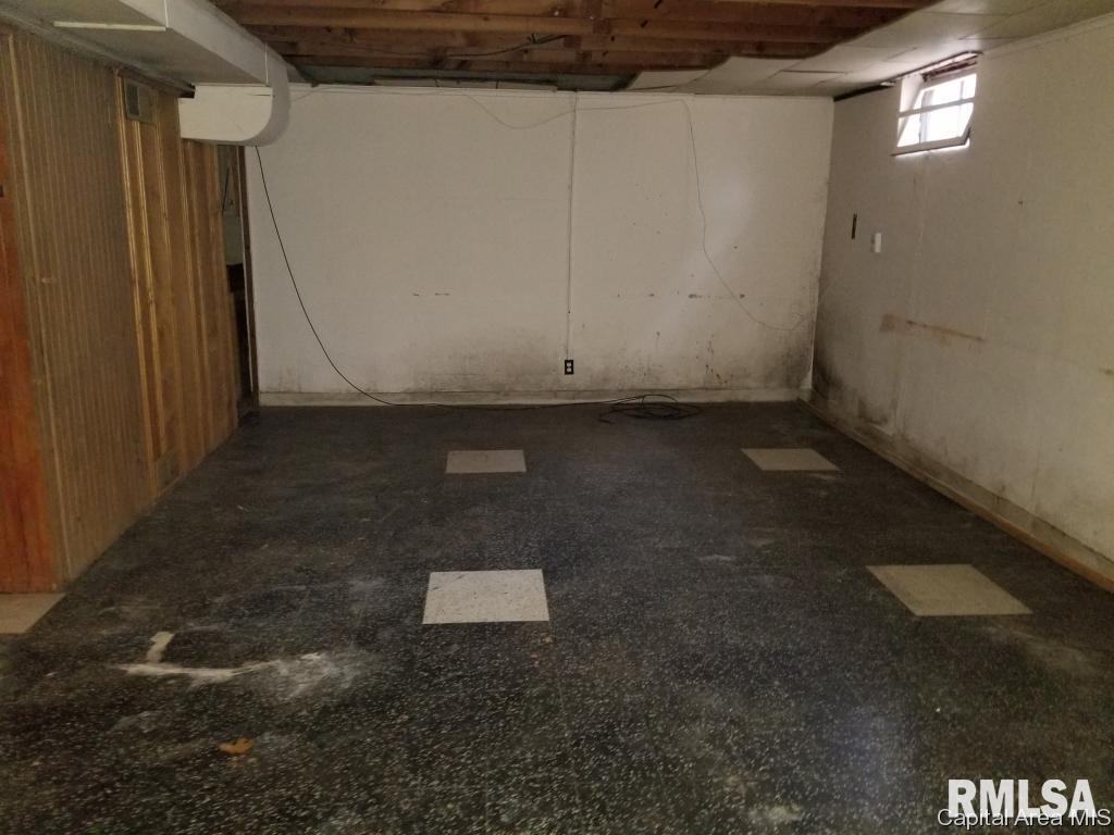 2137 South Walnut Street Springfield, IL 62704 - Photo 14 of 31
