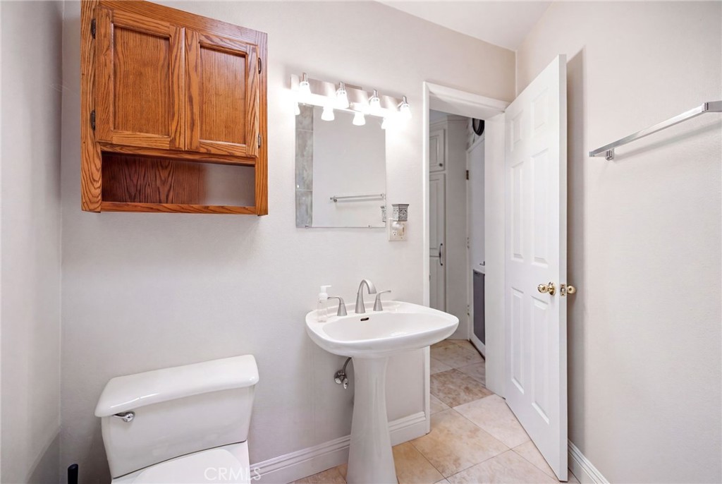 1179 Lyndhurst Drive Riverside, CA 92507 - Photo 38 of 57 Gallery Image 38