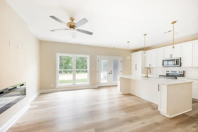 a blue and white wall