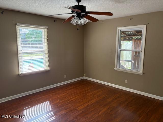 3 Pemberton Circle Greenwood, MS 38930 - Photo 15 of 23 Bedroom 2