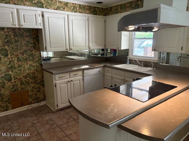 3 Pemberton Circle Greenwood, MS 38930 - Photo 8 of 23 Kitchen