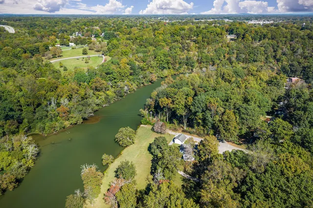 $489,900 | 400 Westwood Drive, McMinnville, TN 37110