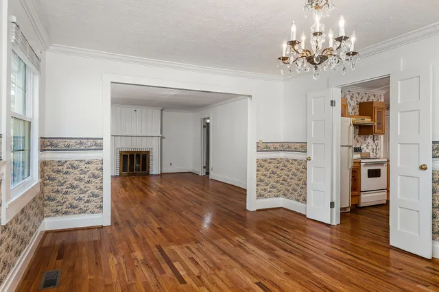 $489,900 | 400 Westwood Drive, McMinnville, TN 37110