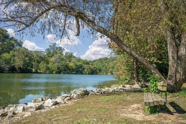 $489,900 | 400 Westwood Drive, McMinnville, TN 37110