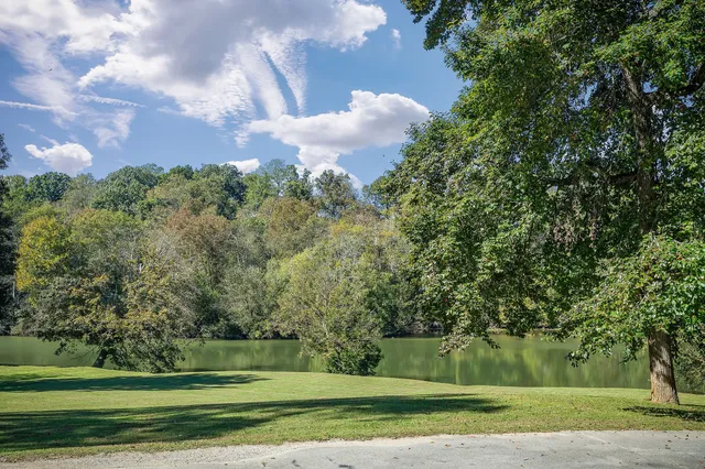 $489,900 | 400 Westwood Drive, McMinnville, TN 37110