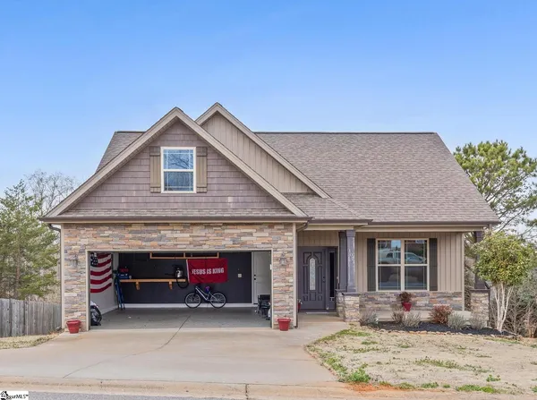 $324,990 | 102 South Hamlet Court, Moore, SC 29369
