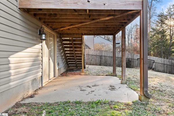 $324,990 | 102 South Hamlet Court, Moore, SC 29369