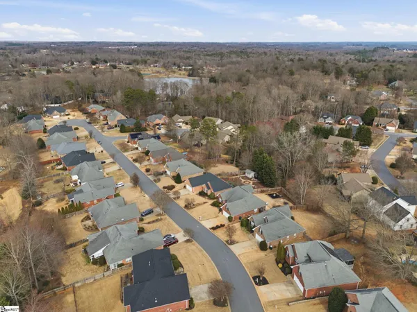 $324,990 | 102 South Hamlet Court, Moore, SC 29369