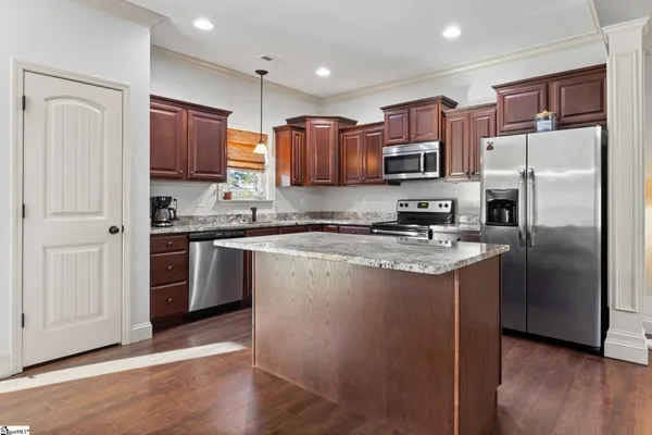 $324,990 | 102 South Hamlet Court, Moore, SC 29369