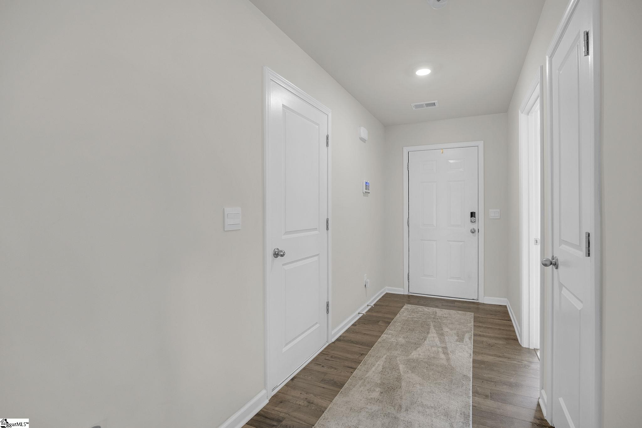732 Wolverine Lane Woodruff, SC 29388 - Photo 5 of 37