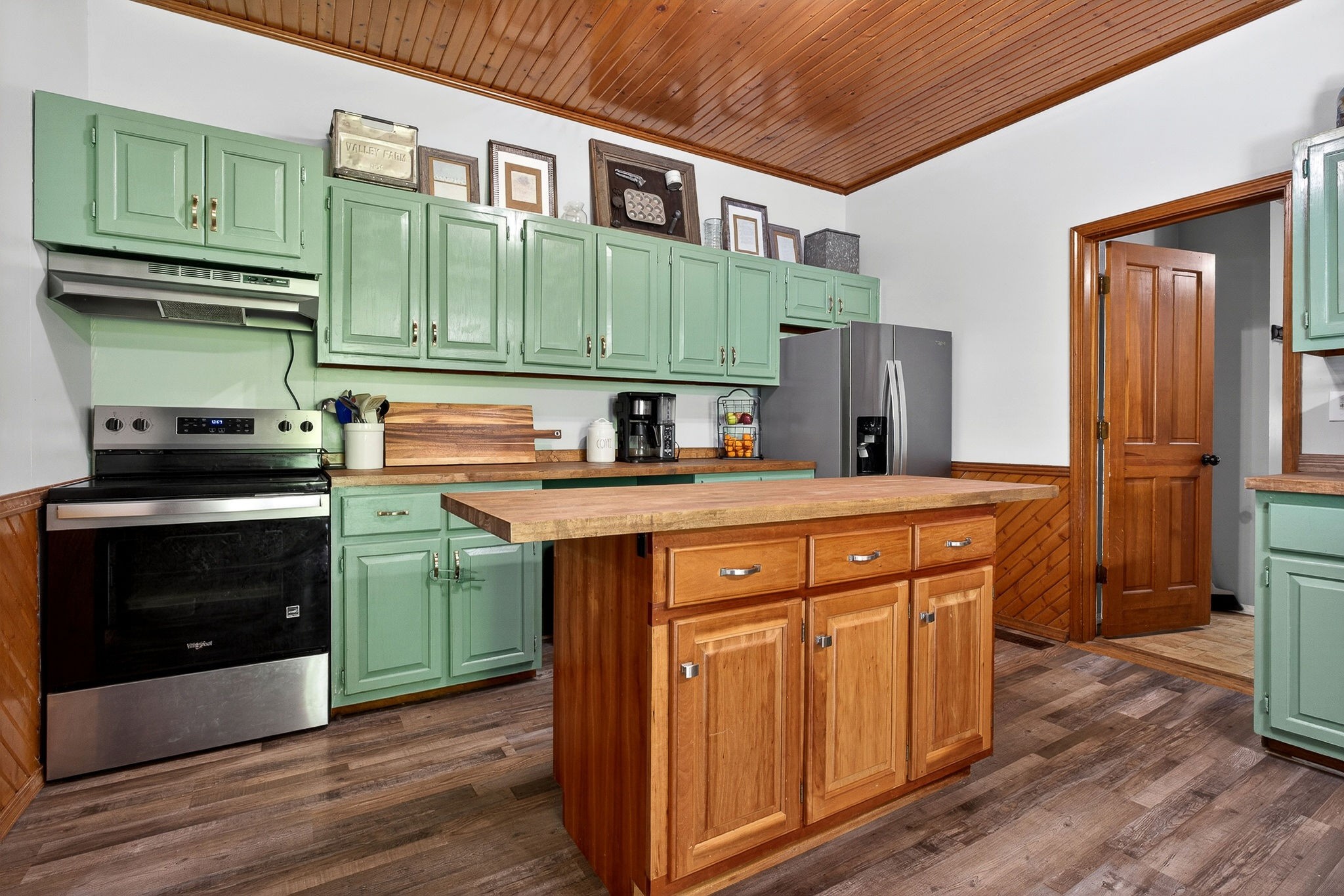 283 Hunting Creek Road Whitleyville, TN 38588 - Photo 16 of 73