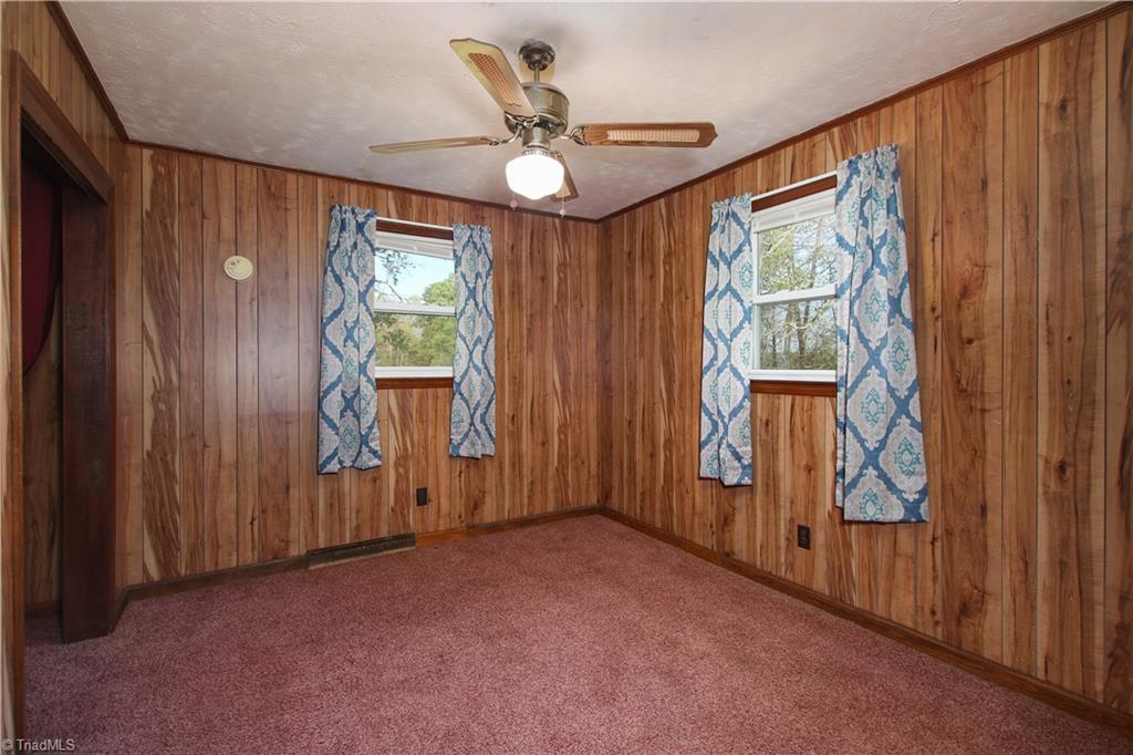 1917 Garner Road Denton, NC 27239 - Photo 25 of 41