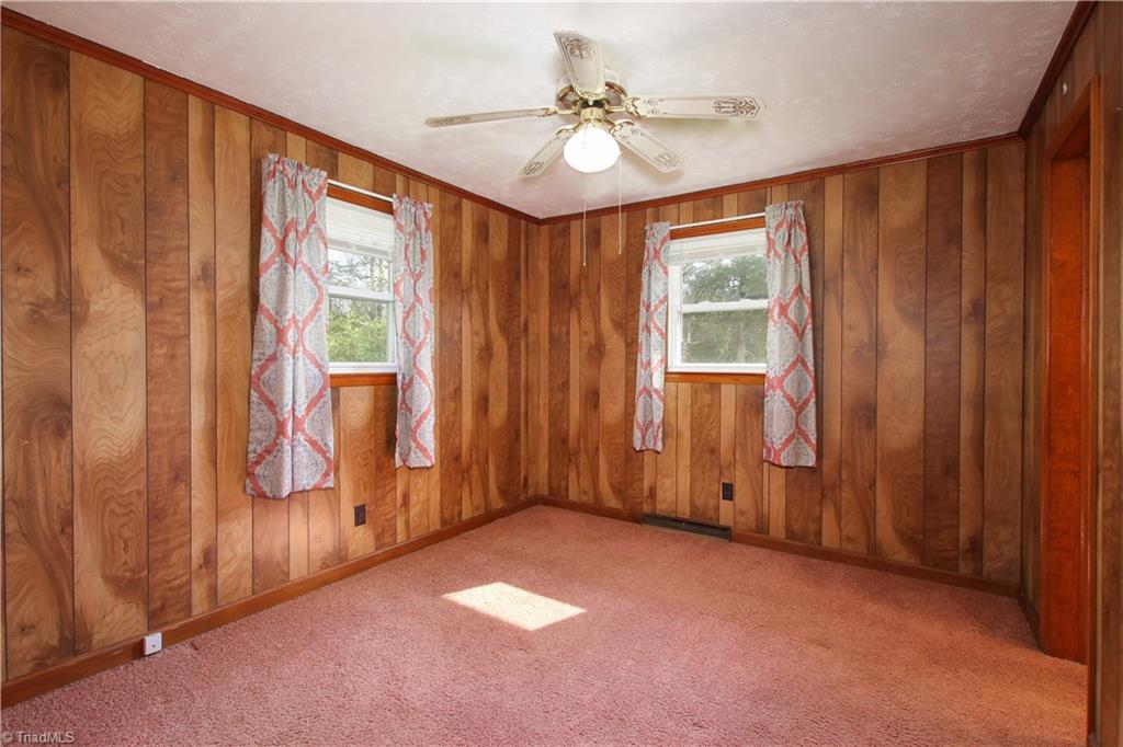 1917 Garner Road Denton, NC 27239 - Photo 26 of 41 2nd bedroom