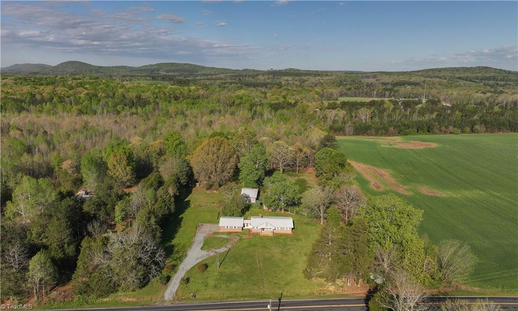 1917 Garner Road Denton, NC 27239 - Photo 10 of 41