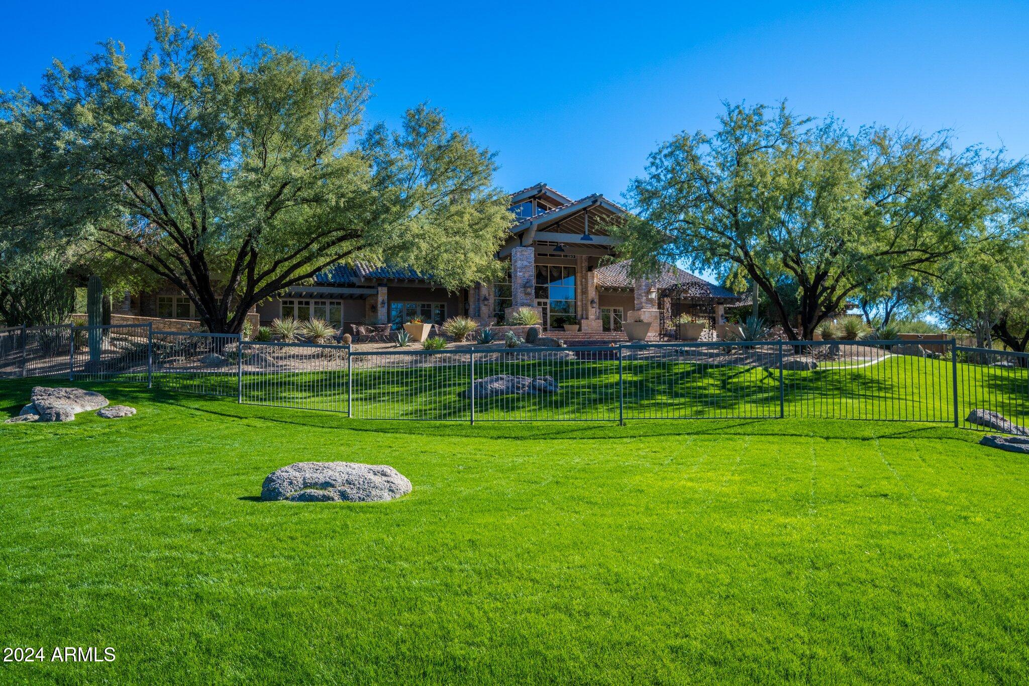 4231 North Pinnacle Ridge, Unit 9 Mesa, AZ 85207 - Photo 9 of 177 168-web-or-mls-DSC04729