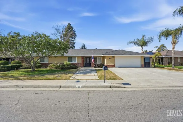 $440,000 | Undisclosed Address, Bakersfield, CA 93306