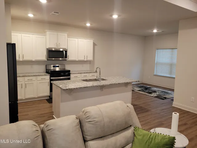 $336,500 | 239 Copper Creek Drive, Clinton, MS 39056