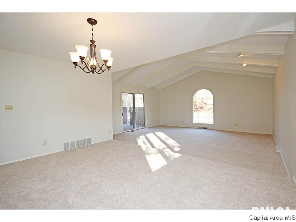 2325 Sylvan Road Springfield, IL 62704 - Photo 10 of 36 Gallery Image 10