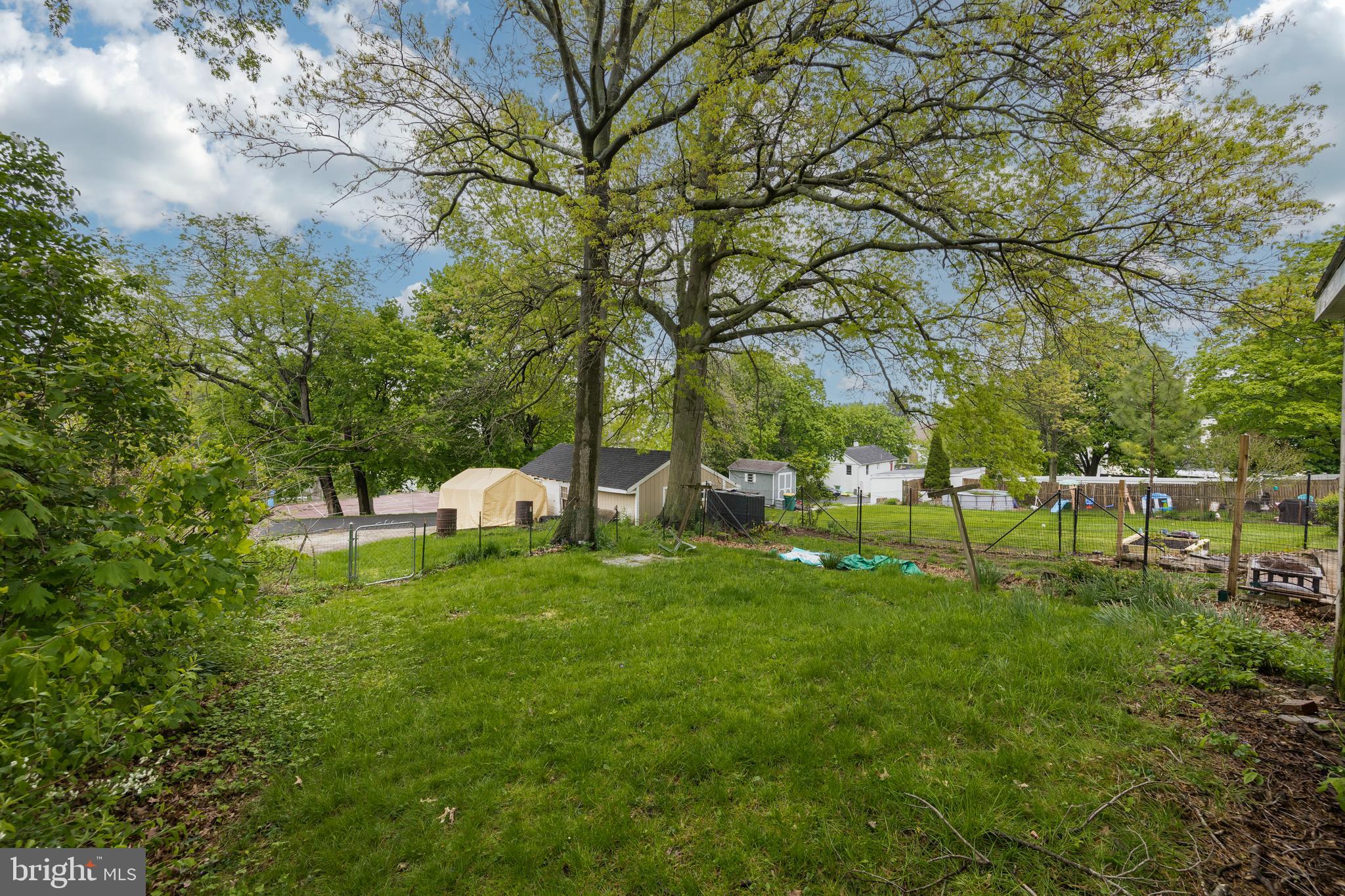 237 Chestnut Street Spring City, PA 19475 - Photo 2 of 5