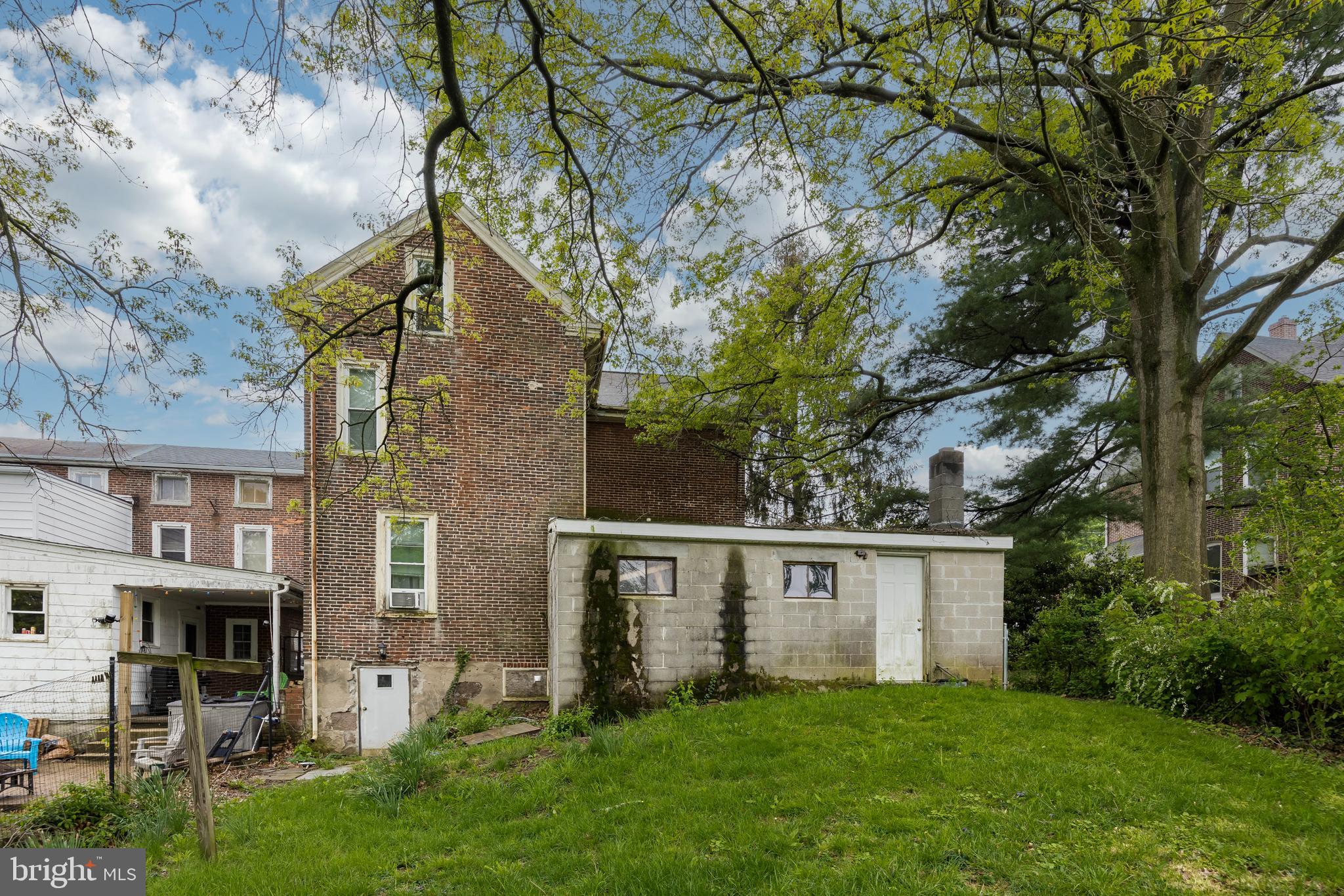 237 Chestnut Street Spring City, PA 19475 - Photo 3 of 5