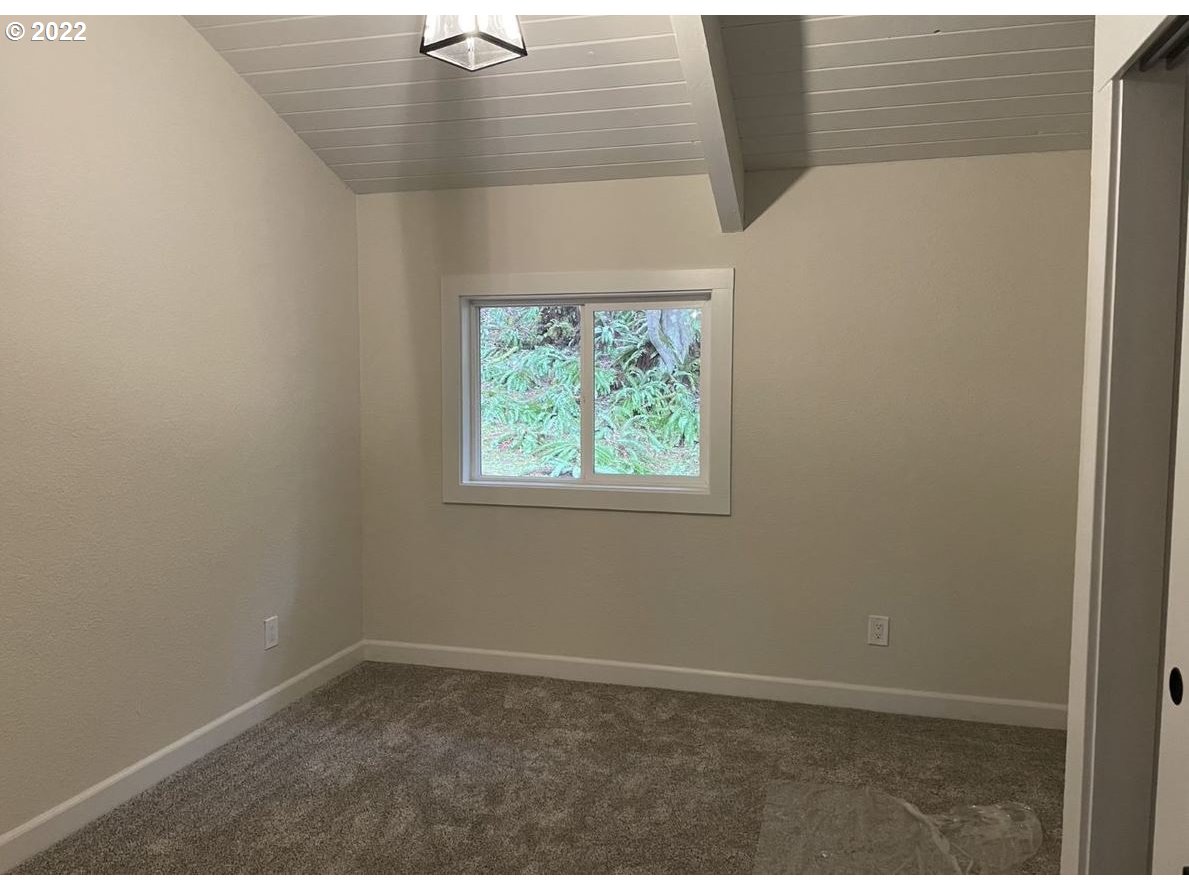 27331 East Elk Park Road Welches, OR 97067 - Photo 16 of 32 Gallery Image 16