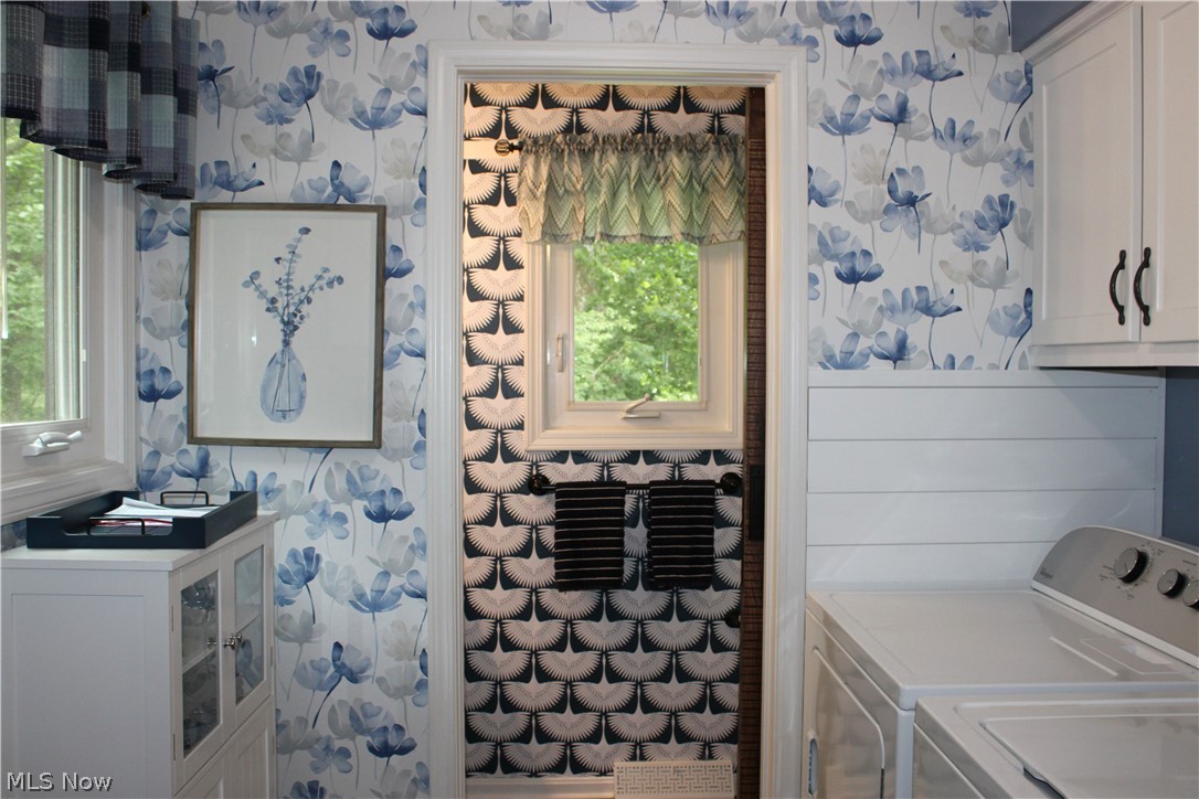 5547 River Styx Road Medina, OH 44256 - Photo 35 of 45 Half Bathroom off of the Laundry Room