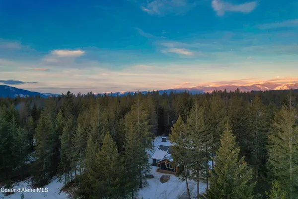 $529,000 | 329 Hardy Loop, Bonners Ferry, ID 83805