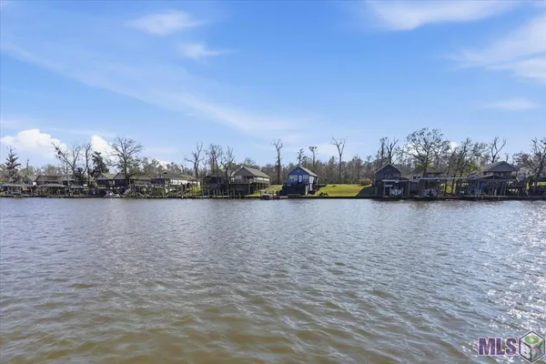 $529,000 | 21105 Waterfront E Drive, Maurepas, LA 70449