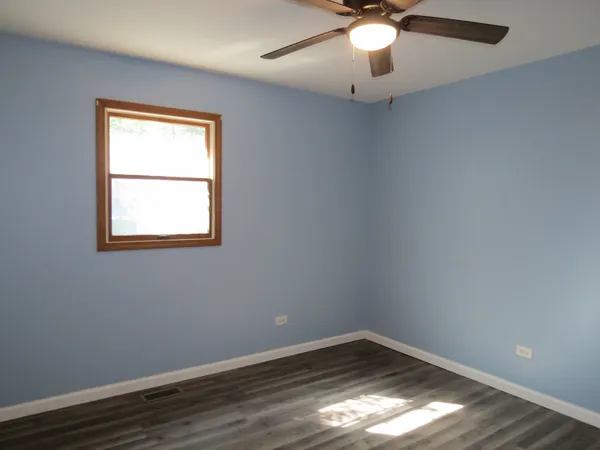 $244,000 | 274 East 34th Street, Steger, IL 60475