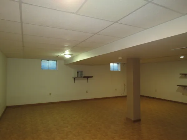 $244,000 | 274 East 34th Street, Steger, IL 60475